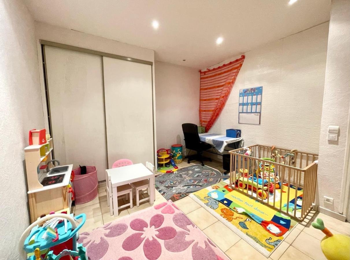 La Casa - Charmante Maison Entre Paris & Disney Noisy-le-Grand Exteriér fotografie